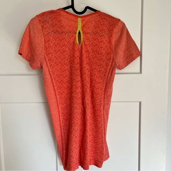 Bundle of 3 Women’s Running Shirts (Marmot, Salomon, Asics), Size M - Picture 15 of 16